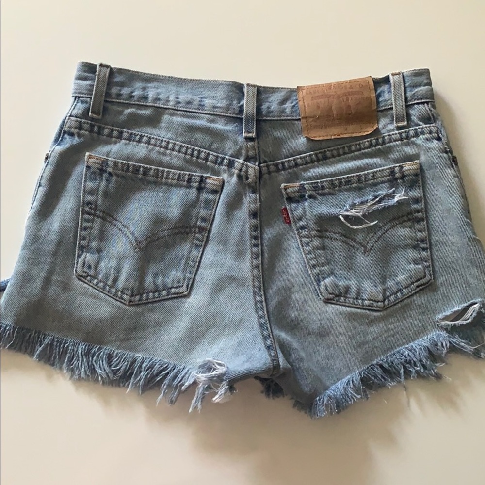 Levi’s Distressed